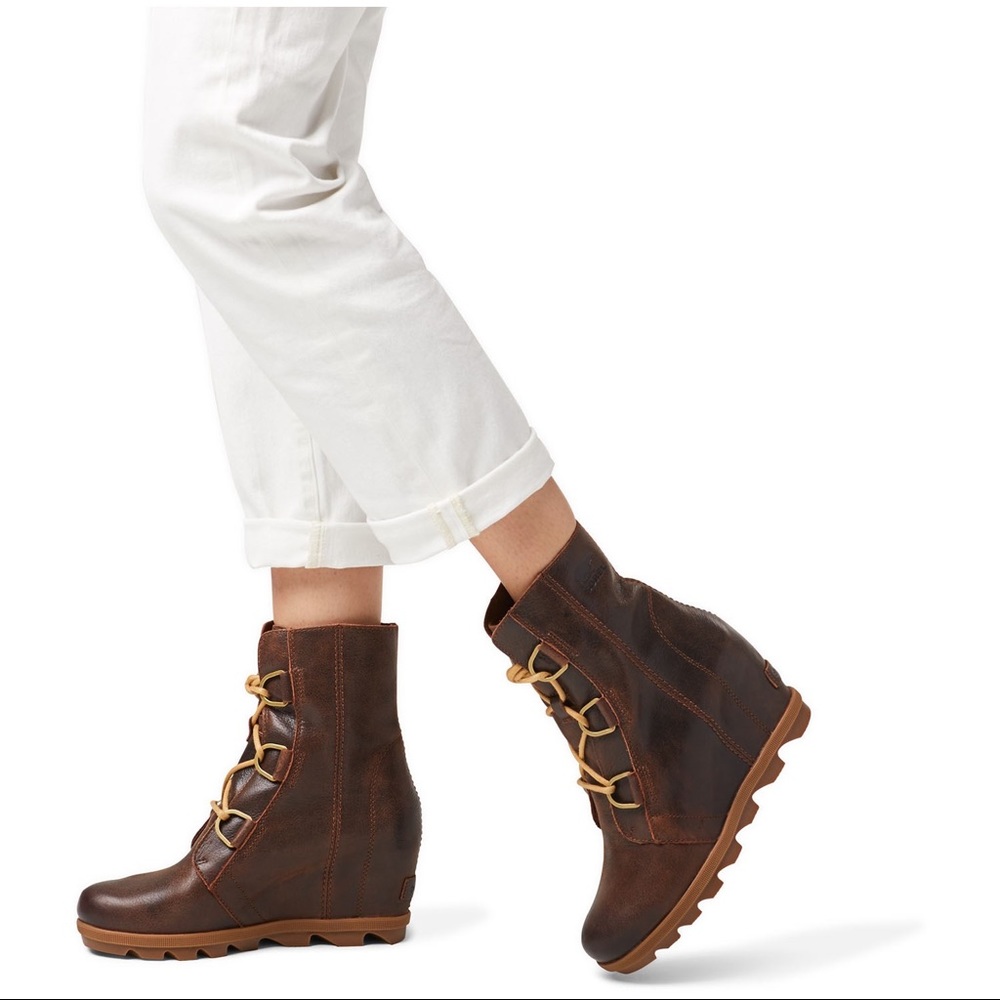 Sorel Arctic Wedge Leather Boot